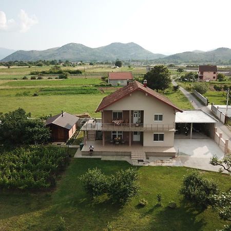 Eko Apartmani Krackovic Golubovci Екстер'єр фото