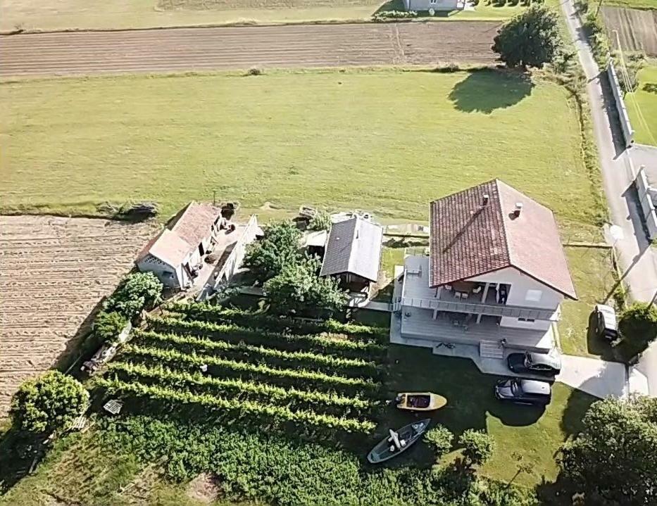 Eko Apartmani Krackovic Golubovci Екстер'єр фото