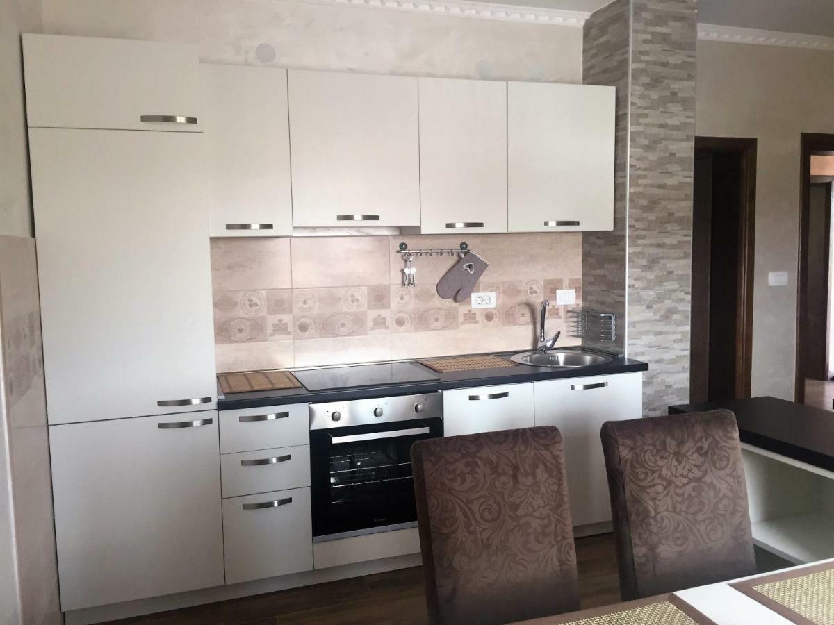 Eko Apartmani Krackovic Golubovci Екстер'єр фото