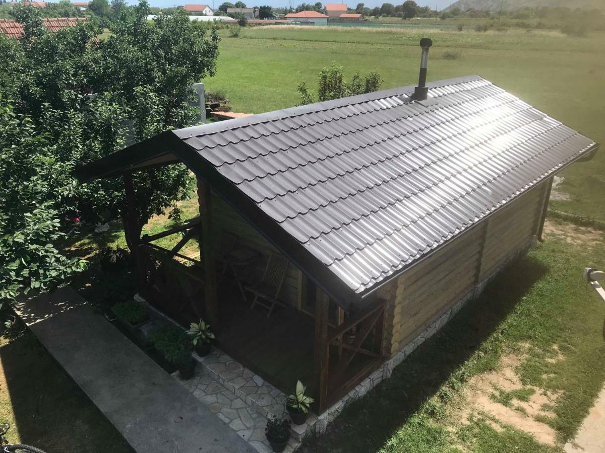Eko Apartmani Krackovic Golubovci Екстер'єр фото